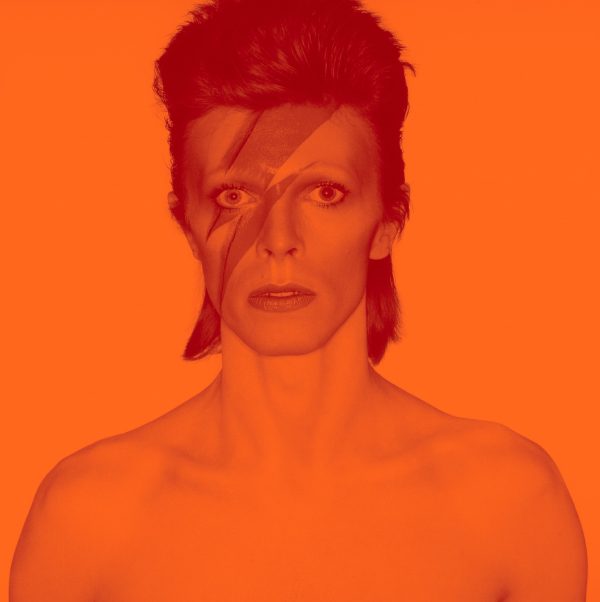 2018 David Bowie is 1 Album cover shoot for Aladdin Sane 1973 v3 DRAFT 4 2000w 600 602